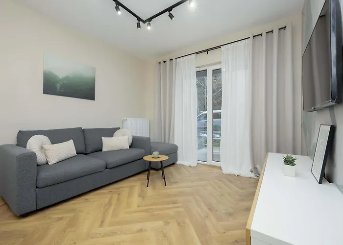 Pastel In With Garden, Parking And Desk For Remote Work By Renters Apartment